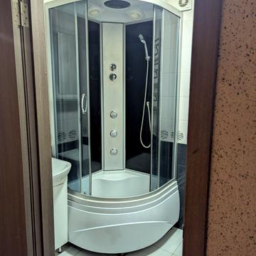 Івана Пулюя вул., 5