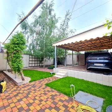 Кордонна вул., 26