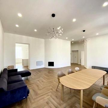 Антоновича вул. (Горького), 17