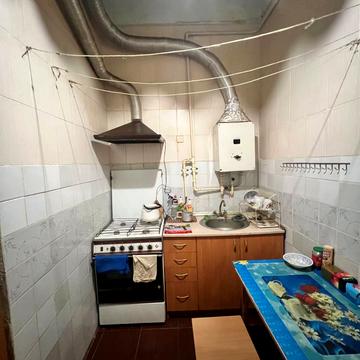 Шептицьких вул., 42