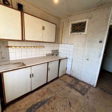 Романа Шухевича просп. (Генерала Ватутіна), 26