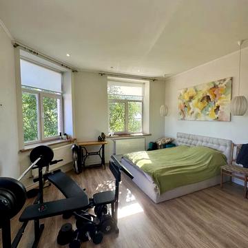 Івана Шараневича вул., 2