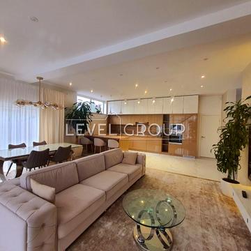 Козацька вул., 10