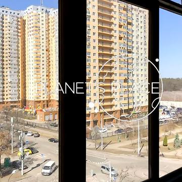 Дмитра Павличка просп., 10