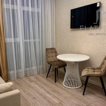 Валеряна Підмогильного вул., 5