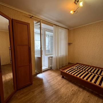 Литовська вул., 3