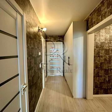 Сергія Данченка вул., 5