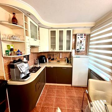 Старокозацька вул. (Комсомольська), 60