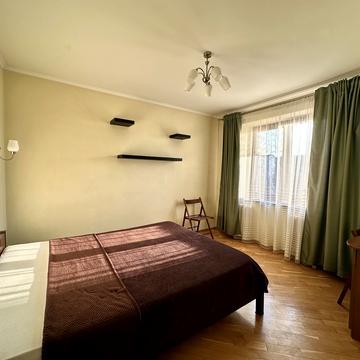 Томаша Масарика вул., 16