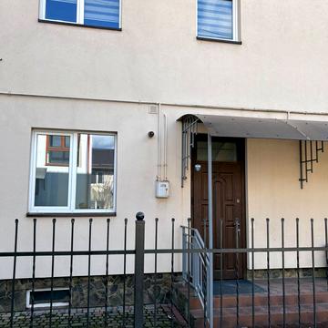 Щирецька вул., 16