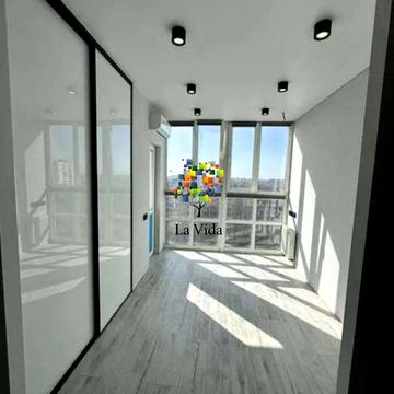 Миколи Руденка бульв. (Кольцова), 8 BOX