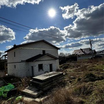 Вишнева вул.