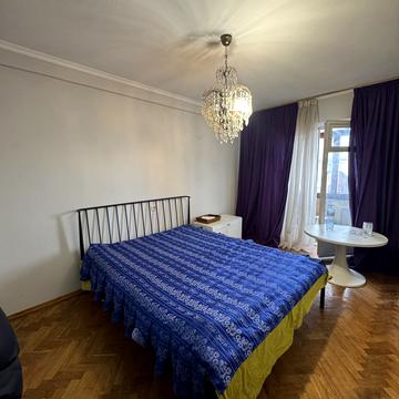 Ентузіастів вул., 7/3