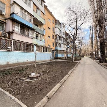 Небесної Сотні просп. (Маршала Жукова), 19