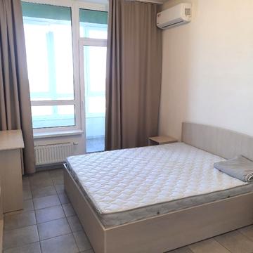 Каховська вул., 62-А