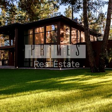 Плютовська вул.