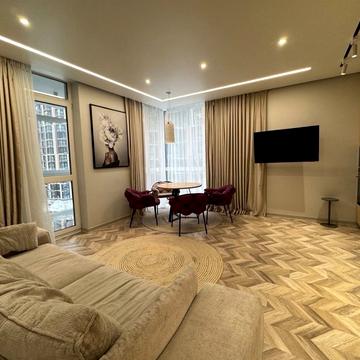 Предславинська вул., 44