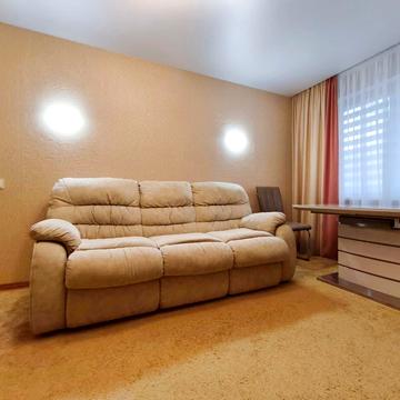 Преображенська вул., 16