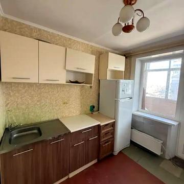 Донецьке шосе, 6