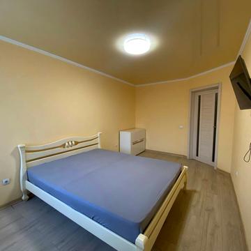 Гайдамацька вул. (Марфи Струтинської), 13-Б