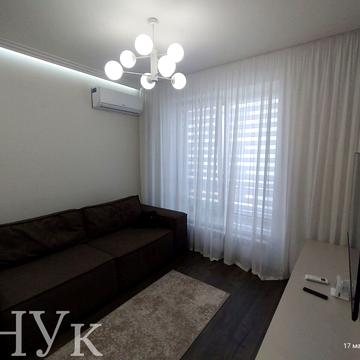 Петра Лінтура вул., 7