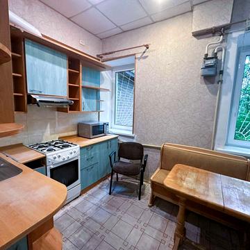 Максима Токарева вул. (Вузівська), 4