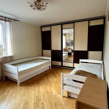 Роксоляни вул., 61