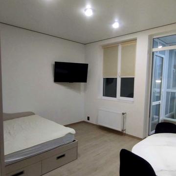 Ковалевського узвіз, 7