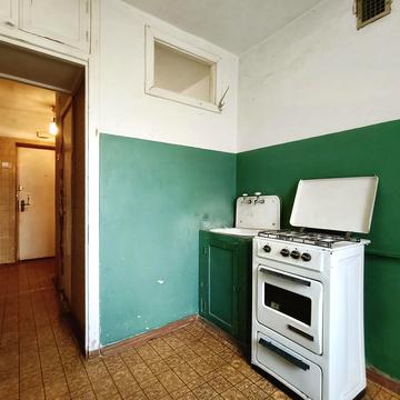 Левка Лукяненка просп. (Рокоссовського), 48