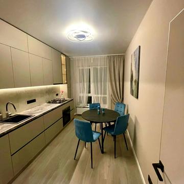 Метрологічна вул., 107