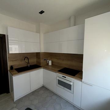 Генуезька вул., 3б