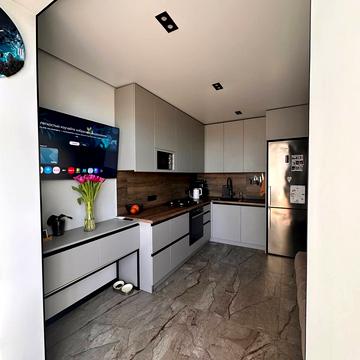 Сімейна вул., 3