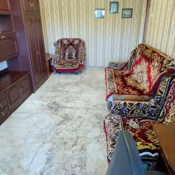 Світла вул., 6