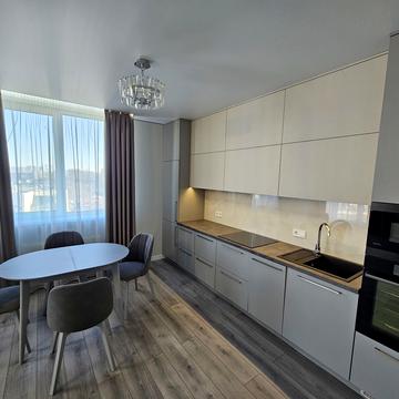 Мокра вул. (Кудряшова), 8-Б