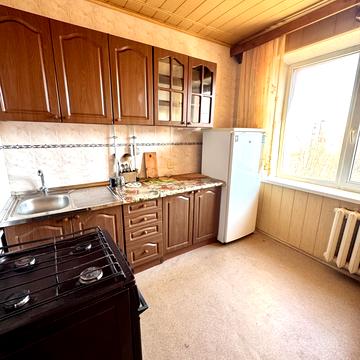 Євпаторійська вул., 104