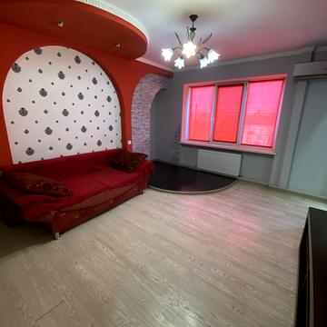 Преображенська вул., 8