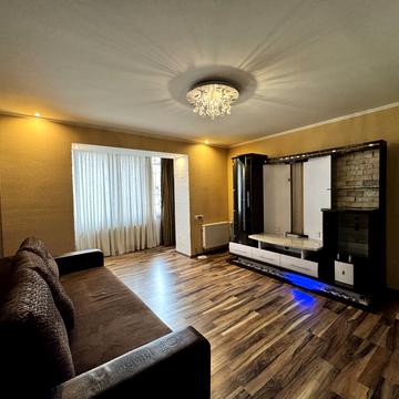 Ніжинська вул., 9