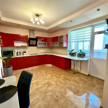 Дніпровська набережна вул., 19-А