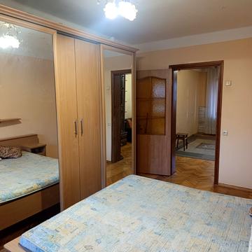 Дарницький бульв., 13