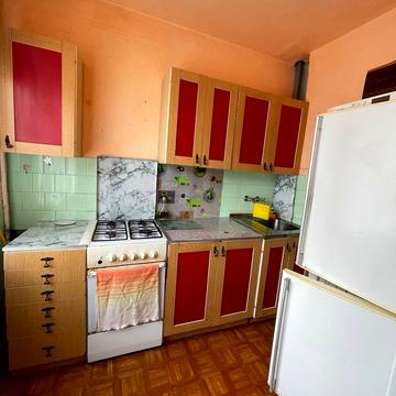 Олександра Довженка вул., 3