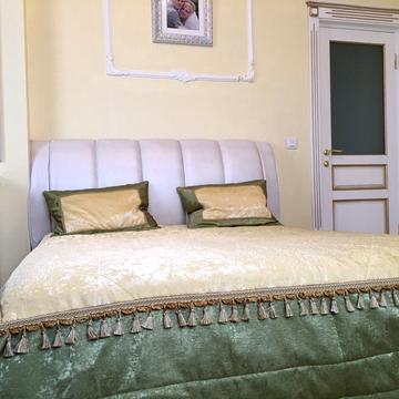 Гната Хоткевича вул. (Червоногвардійська), 12