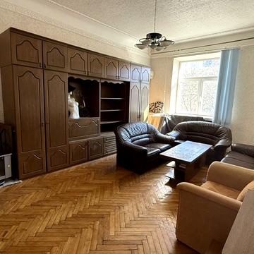 Павла Загребельного вул. (Миколи Раєвського), 28