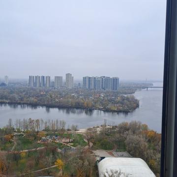 Дніпровська набережна вул., 17-К