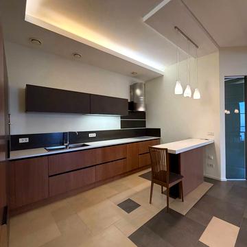 Гетьмана Сагайдачного бульв. (Лідерсівський), 5