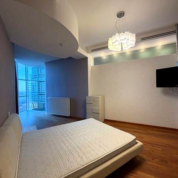 Гетьмана Сагайдачного бульв. (Лідерсівський), 5