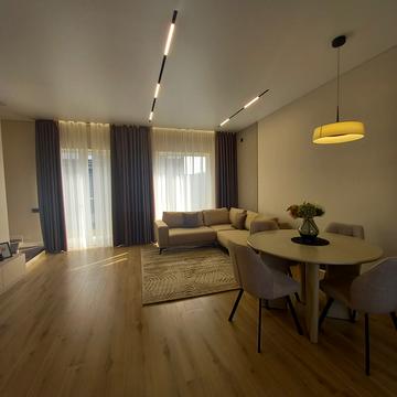 Полтавська вул., 19