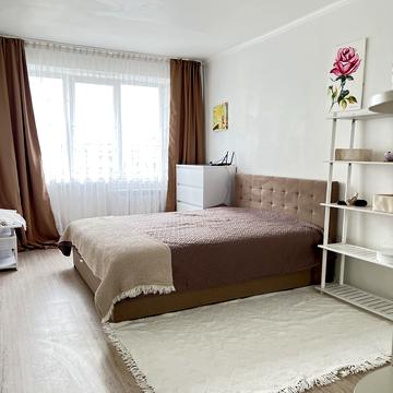 Левка Лукяненка вул. (Маршала Тимошенка), 13