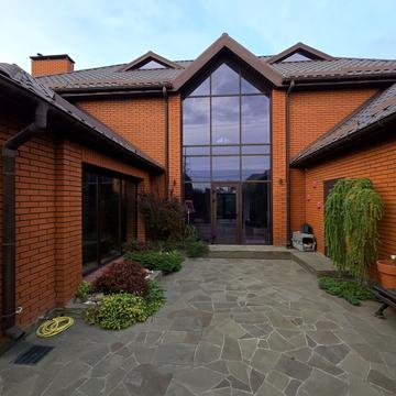 Переволочанська вул. (Новочеркаська)