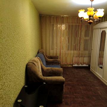 Оболонська пл. (Дружби Народів СРСР), 5