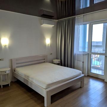 Метрологічна вул., 62